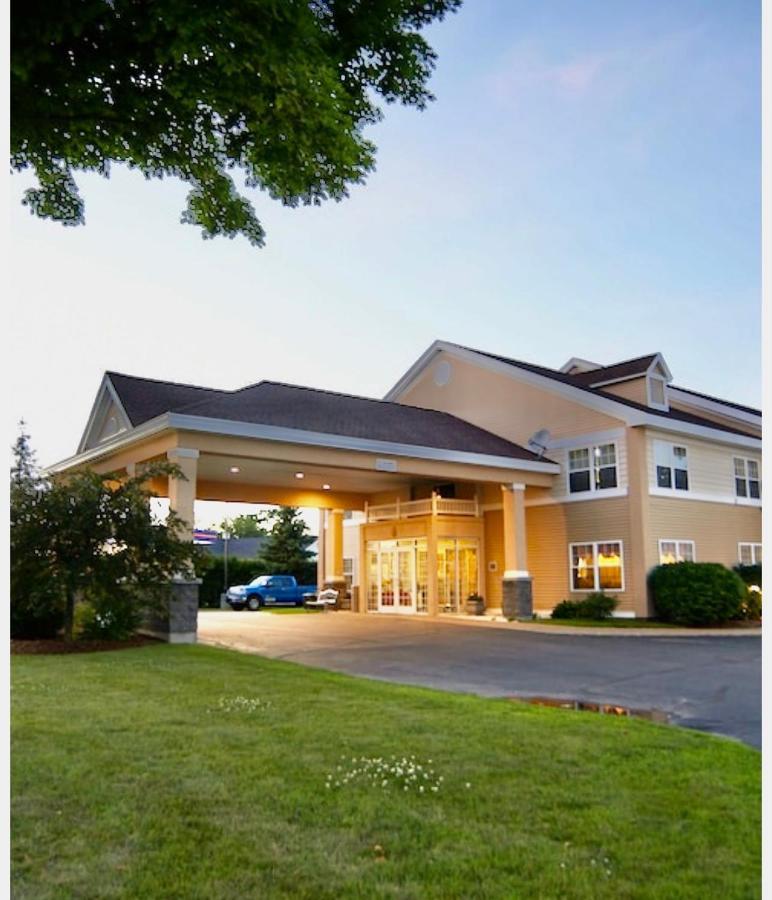 Coos Motor Inn Lancaster Exterior photo