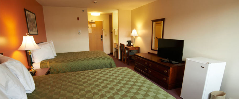 Coos Motor Inn Lancaster Exterior photo